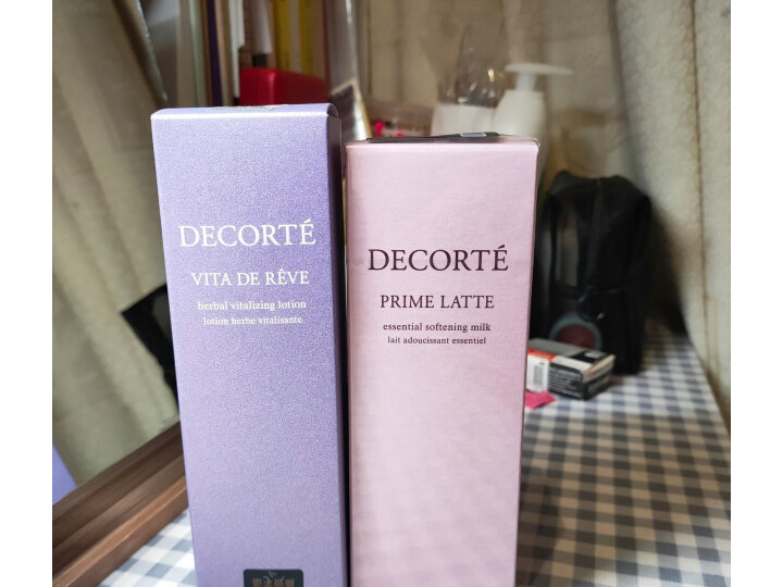 具体说说黛珂Cosme Decorte 紫苏水150ml+牛油果乳液150ml 怎么样？靠得住吗？